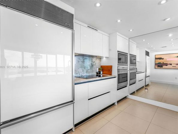 465 E Brickell Ave 3901, Miami FL 33131