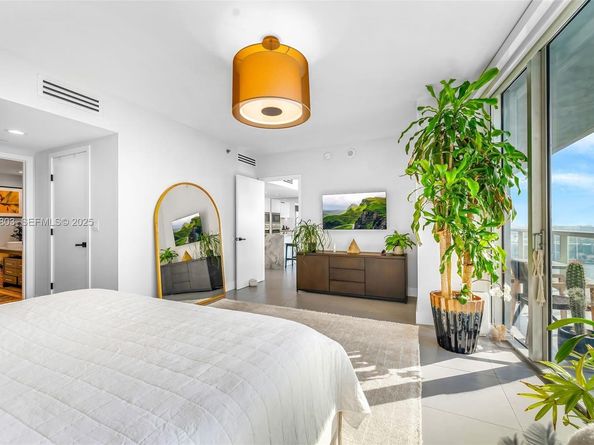 465 E Brickell Ave 3901, Miami FL 33131