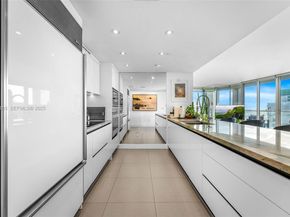 465 E Brickell Ave 3901, Miami FL 33131