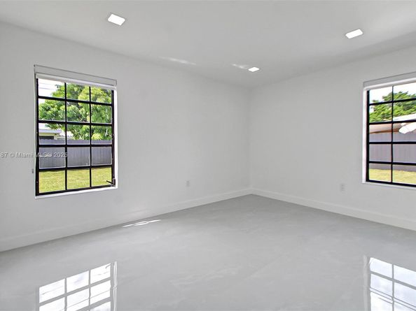 4314 SW 97th Ct, Miami FL 33165