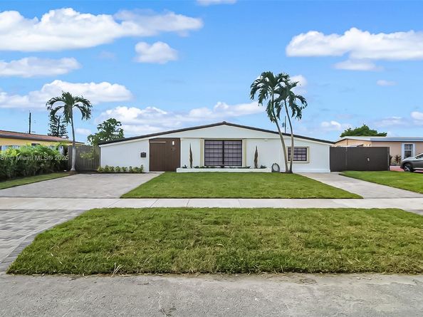 4314 SW 97th Ct, Miami FL 33165