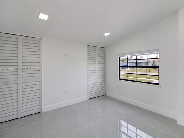 4314 SW 97th Ct, Miami FL 33165