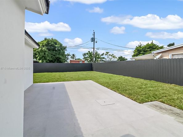 4314 SW 97th Ct, Miami FL 33165