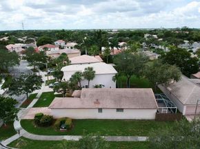 1244 NW 171st Ave, Pembroke Pines FL 33028