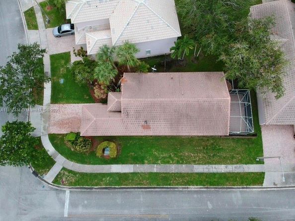 1244 NW 171st Ave, Pembroke Pines FL 33028