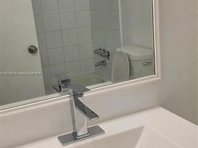 17901 NW 68th Ave T203, Hialeah FL 33015