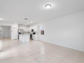 2405 NW 131st Cir, Miami FL 33167