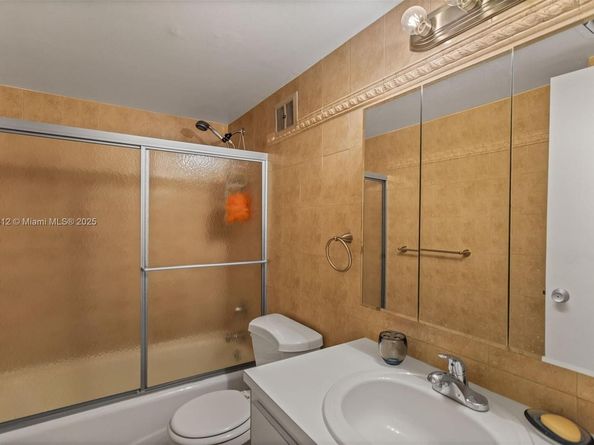 1913 S Ocean Dr 316, Hallandale Beach FL 33009