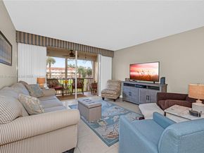 671 S Hollybrook Dr 210, Pembroke Pines FL 33025