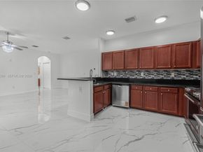 642 SE 37th PL, Homestead FL 33033