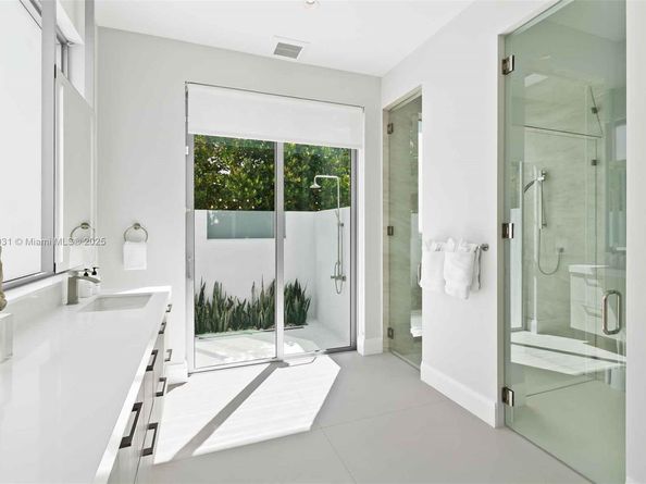 1280 S Ocean Blvd, Delray Beach FL 33483
