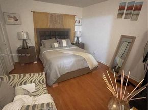 4852 NW 9th dr 4852, Plantation FL 33317