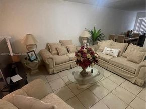 4852 NW 9th dr 4852, Plantation FL 33317