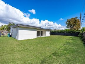 8440 SW 27th Ter, Miami FL 33155