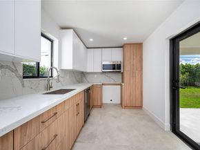 8440 SW 27th Ter, Miami FL 33155