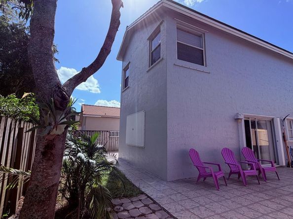 14713 SW 155th Pl, Miami FL 33196