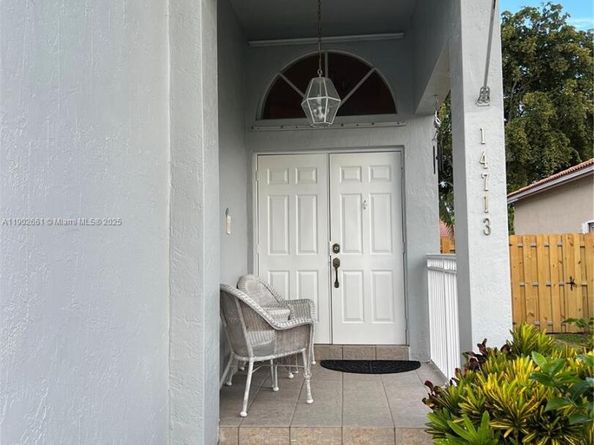 14713 SW 155th Pl, Miami FL 33196