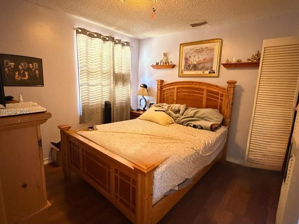 14713 SW 155th Pl, Miami FL 33196