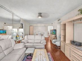 4160 Inverrary Dr 308, Lauderhill FL 33319