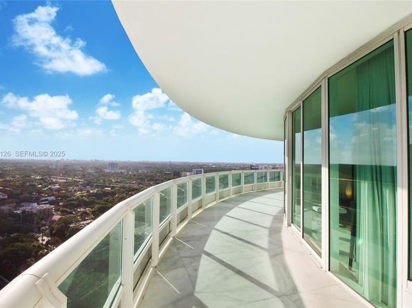 1643 Brickell Avenue 2902, Miami FL 33129