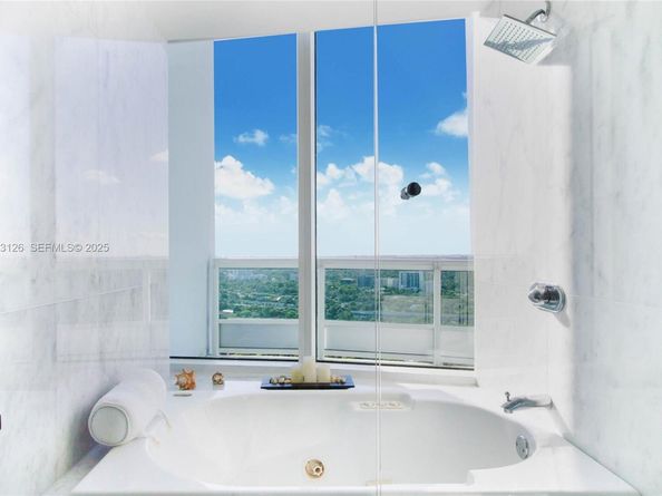 1643 Brickell Avenue 2902, Miami FL 33129