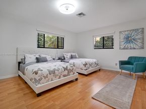 850 NE 182nd Ter, North Miami Beach FL 33162