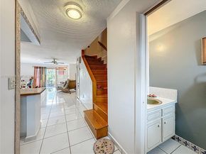 2205 NE 123rd St 2205, North Miami FL 33181