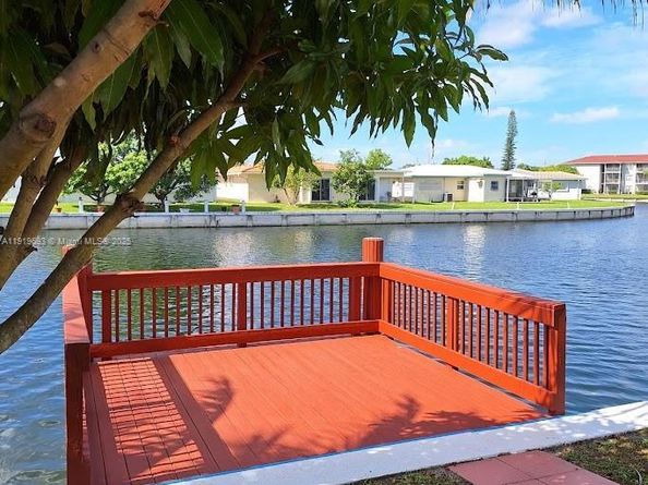 5803 NW 86th Ter, Tamarac FL 33321