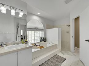 5362 NW 108th Way, Coral Springs FL 33076