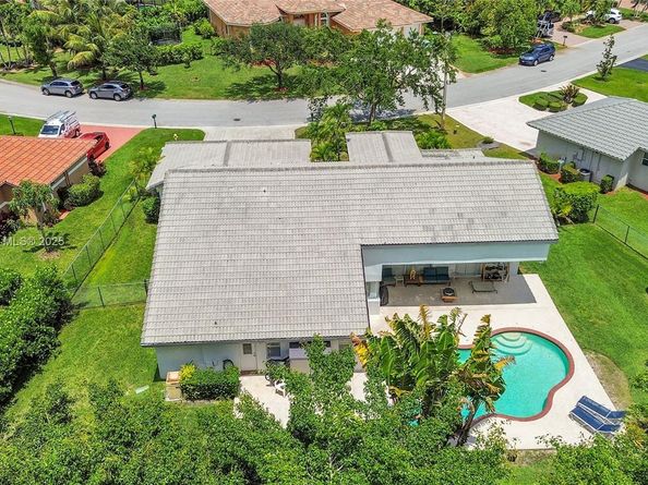5362 NW 108th Way, Coral Springs FL 33076