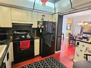 1985 S Ocean Dr 10J, Hallandale Beach FL 33009