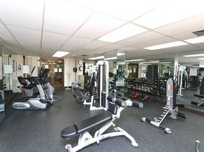 1985 S Ocean Dr 10J, Hallandale Beach FL 33009