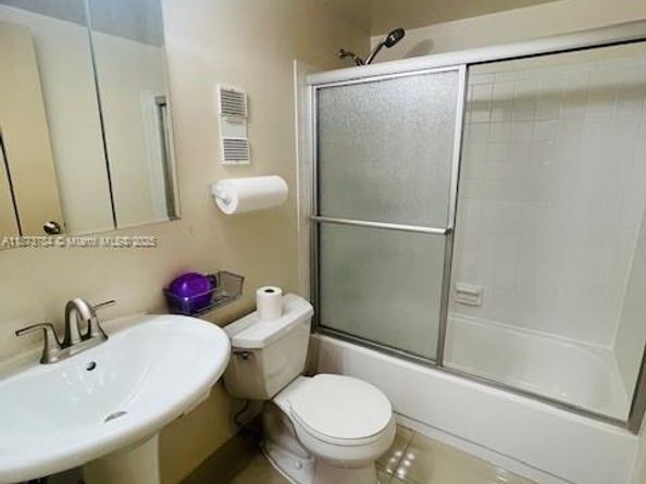 8441 Forest Hills Dr 204, Coral Springs FL 33065
