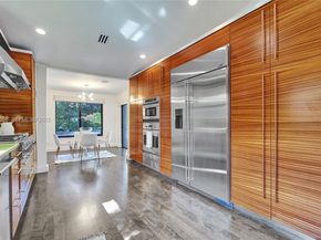 21440 Highland Lakes Blvd, Miami FL 33179