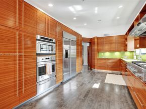 21440 Highland Lakes Blvd, Miami FL 33179