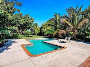 21440 Highland Lakes Blvd, Miami FL 33179