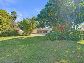 21440 Highland Lakes Blvd, Miami FL 33179