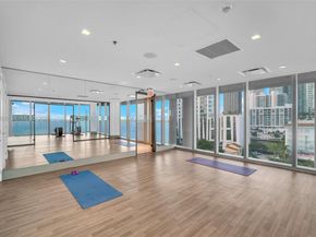 700 NE 26th Ter 4206, Miami FL 33137