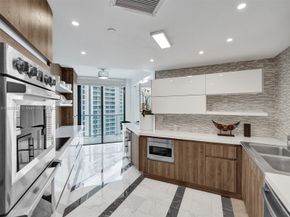 4000 Island Blvd 2006, Aventura FL 33160