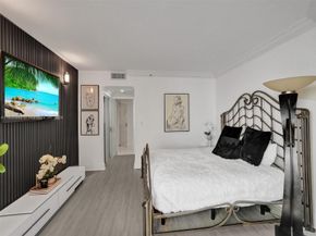 4000 Island Blvd 2006, Aventura FL 33160