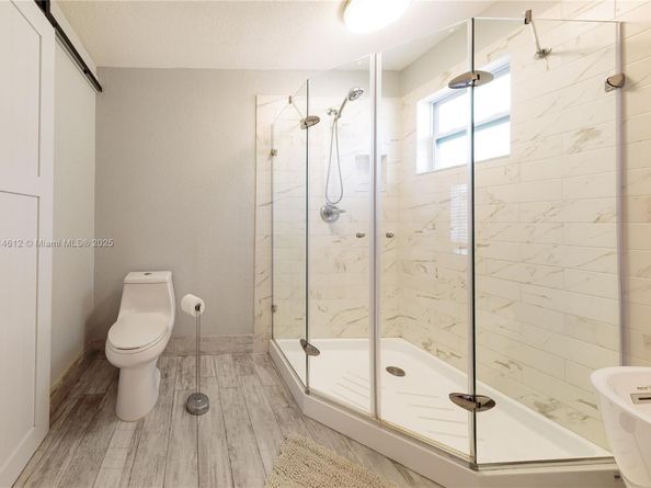 15235 SW 152nd Ct, Miami FL 33187