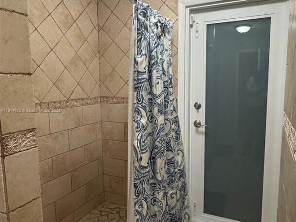 15235 SW 152nd Ct, Miami FL 33187