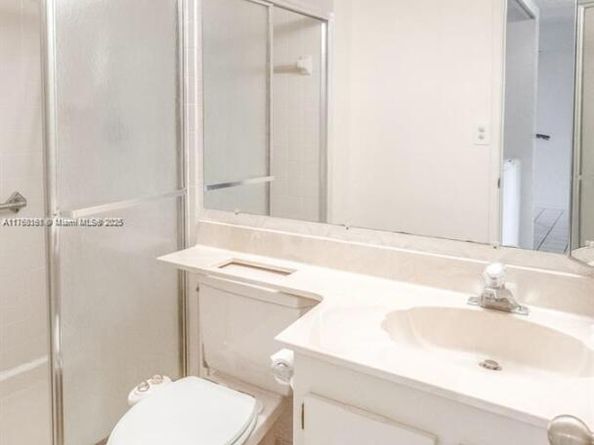 7737 NW 79th Ave 205, Tamarac FL 33321