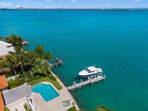 821 E Dilido Dr, Miami Beach FL 33139