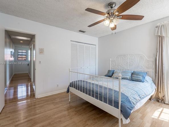 1855 NW 106th Ter, Plantation FL 33322