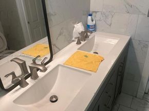 645 NW 2nd St, Florida City FL 33034