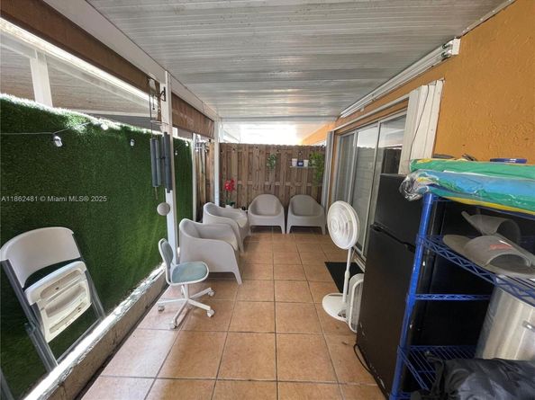 6255 Kendale Lakes Cir 128, Miami FL 33183