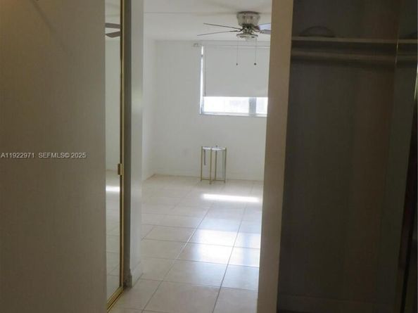 3750 NE 169th St 102, North Miami Beach FL 33160