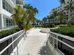 100 Lincoln Rd 1111, Miami Beach FL 33139