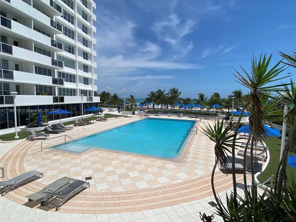 100 Lincoln Rd 1111, Miami Beach FL 33139
